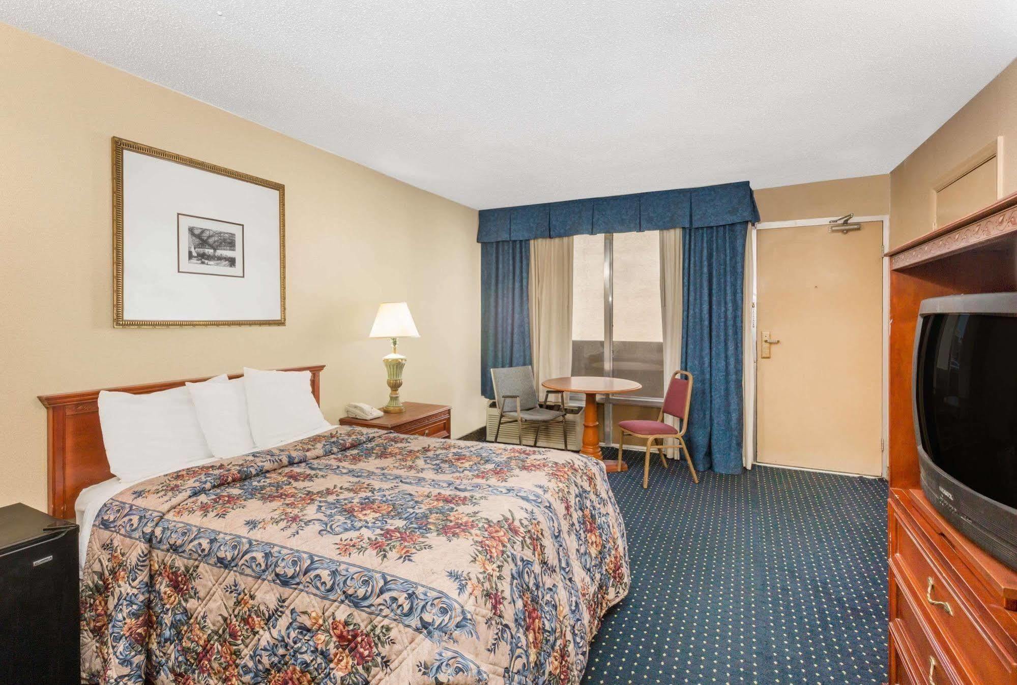 Knights Inn Overland Park Mission Ngoại thất bức ảnh