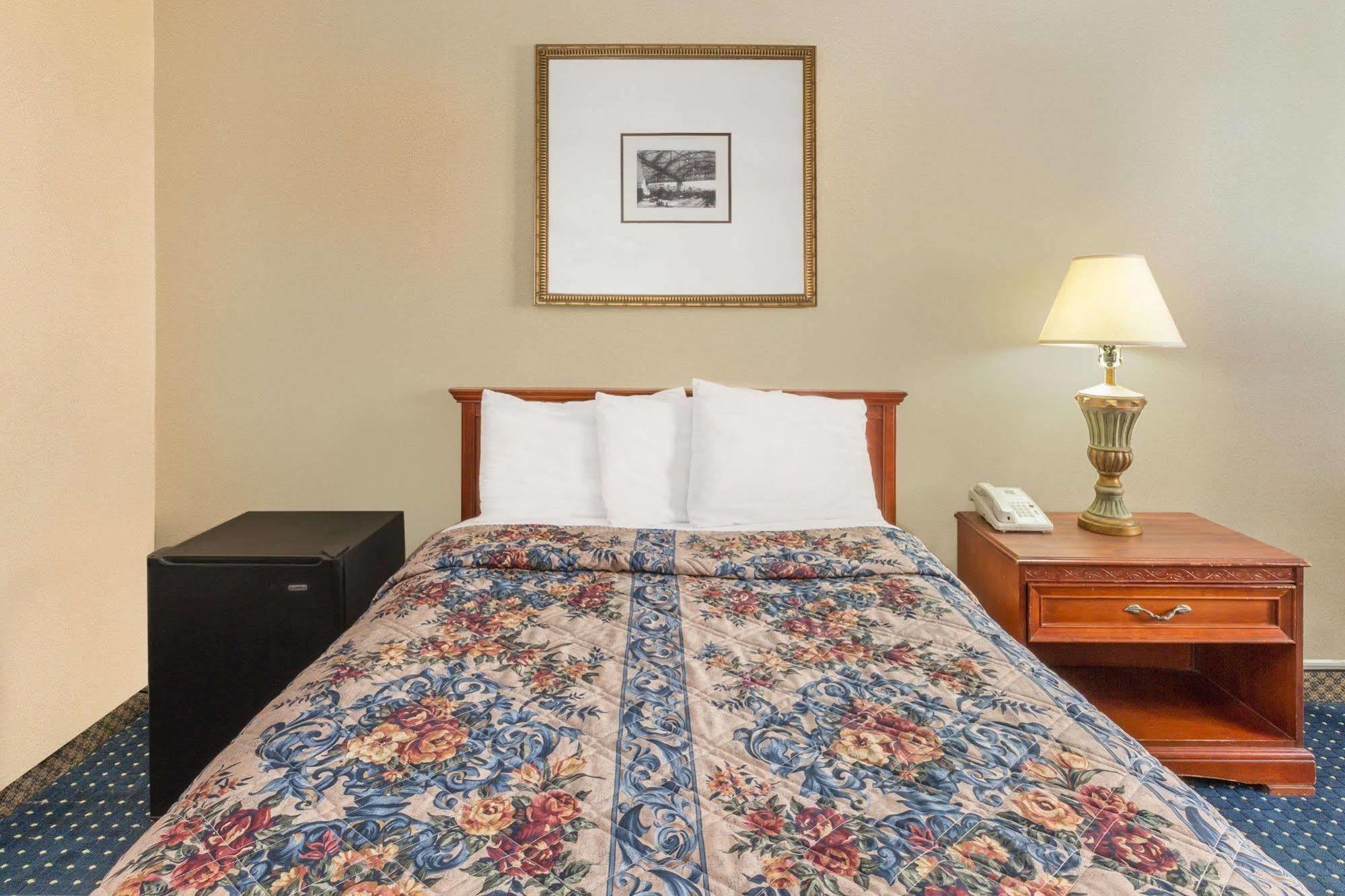 Knights Inn Overland Park Mission Ngoại thất bức ảnh